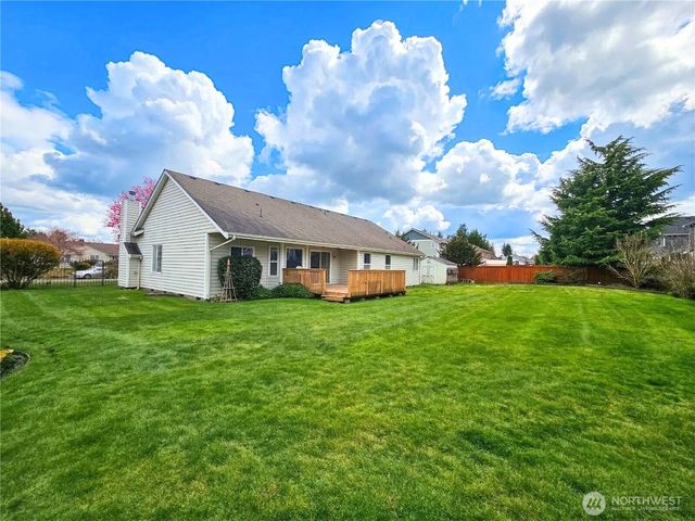 2727 180th Street E, Tacoma, WA 98445