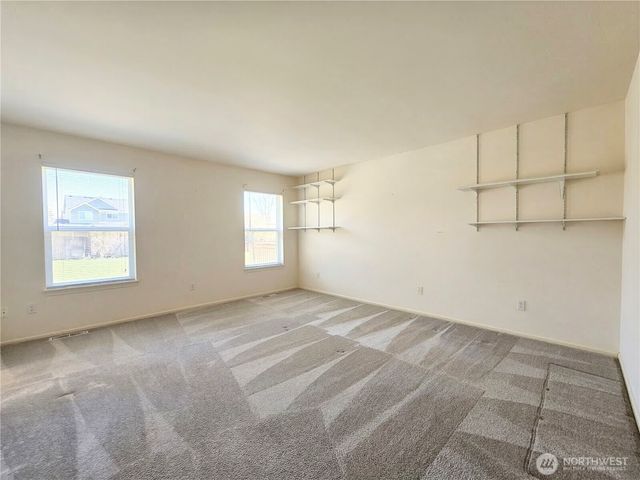 2727 180th Street E, Tacoma, WA 98445