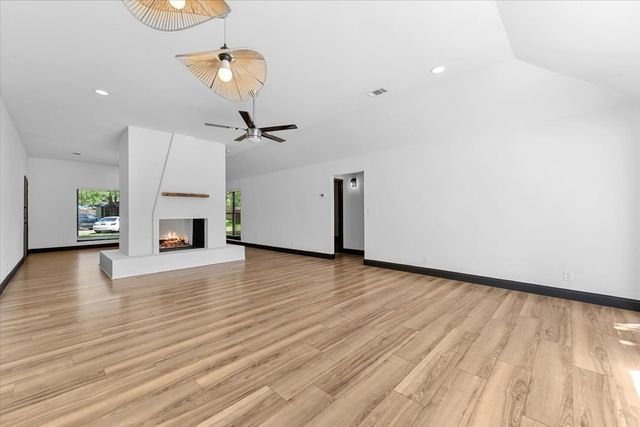 11238 Webb Chapel Court, Dallas, TX 75229