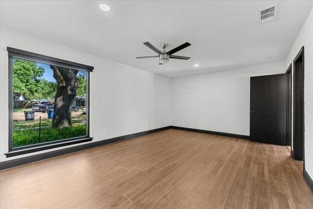 11238 Webb Chapel Court, Dallas, TX 75229