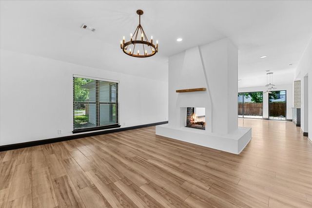 11238 Webb Chapel Court, Dallas, TX 75229