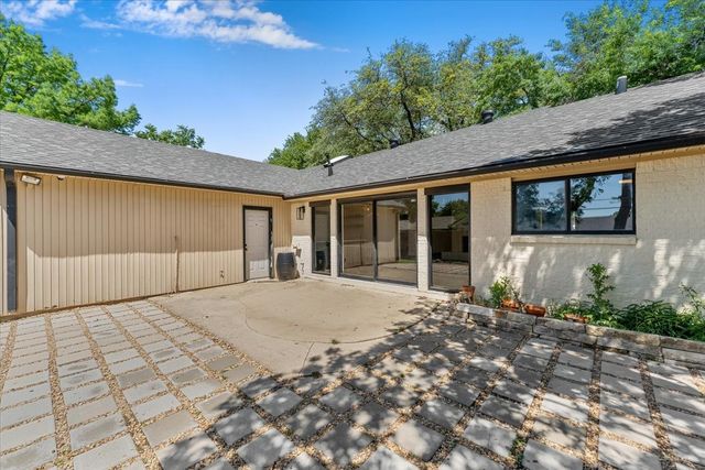 11238 Webb Chapel Court, Dallas, TX 75229