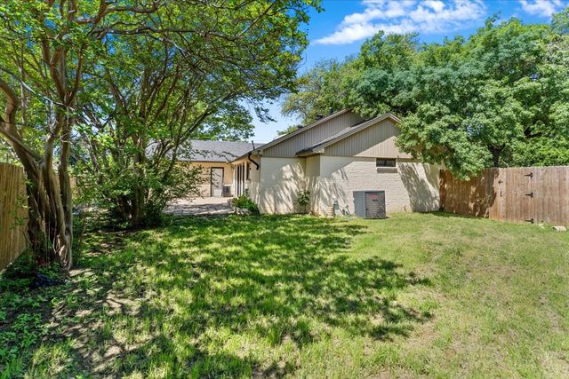 11238 Webb Chapel Court, Dallas, TX 75229