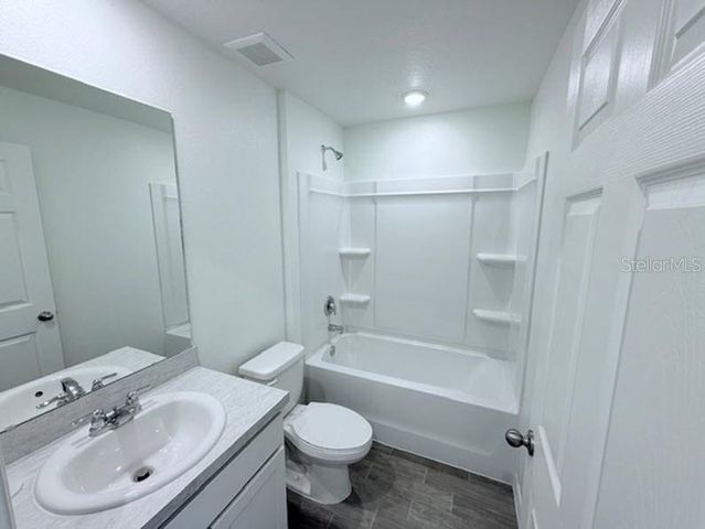 8 RENSHAW PLACE, Palm Coast, FL 32164