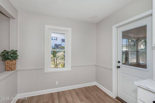 1009 INDIANA AVENUE, Jefferson City, MO 65109