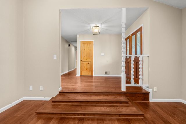 2219 Candlewood Pl, Riverbank, CA 95367