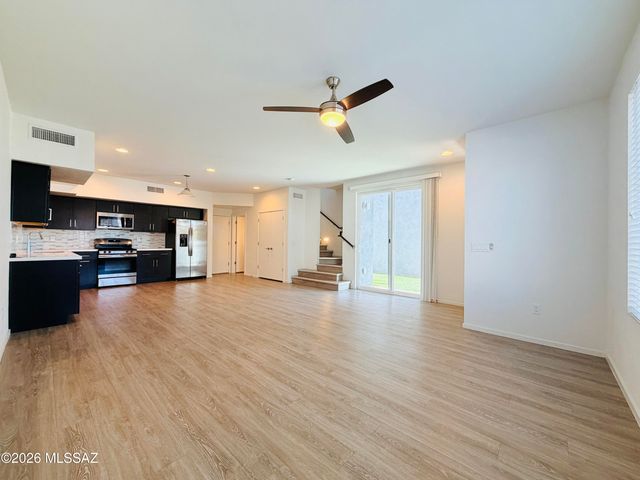 478 S Contempo Drive, Tucson, AZ 85710