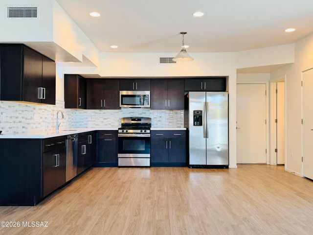 478 S Contempo Drive, Tucson, AZ 85710