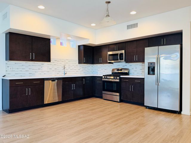 478 S Contempo Drive, Tucson, AZ 85710