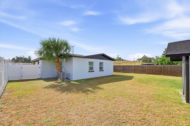 2521 W MINNEHAHA STREET, Tampa, FL 33614