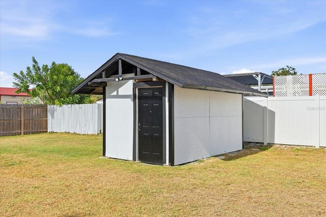 2521 W MINNEHAHA STREET, Tampa, FL 33614