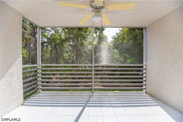 290 Naples Cove DR 2204, Naples, FL 34110