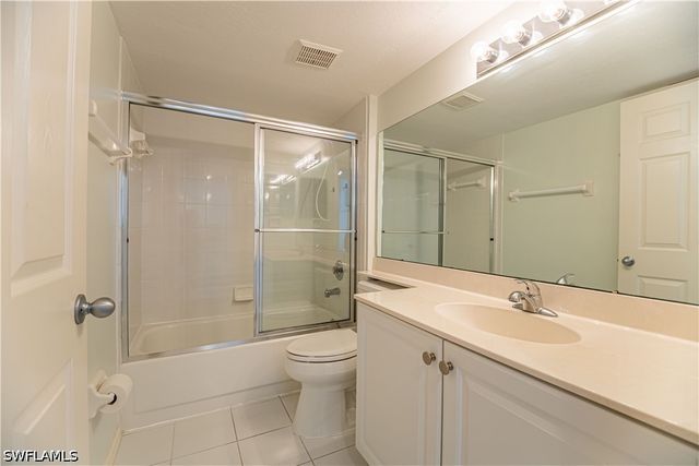 290 Naples Cove DR 2204, Naples, FL 34110