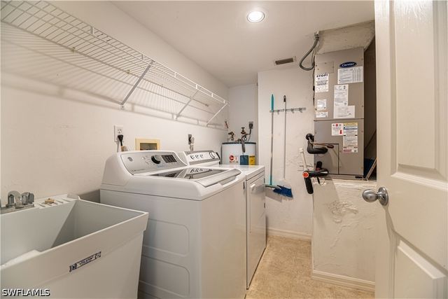 290 Naples Cove DR 2204, Naples, FL 34110