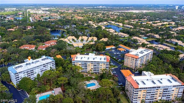290 Naples Cove DR 2204, Naples, FL 34110