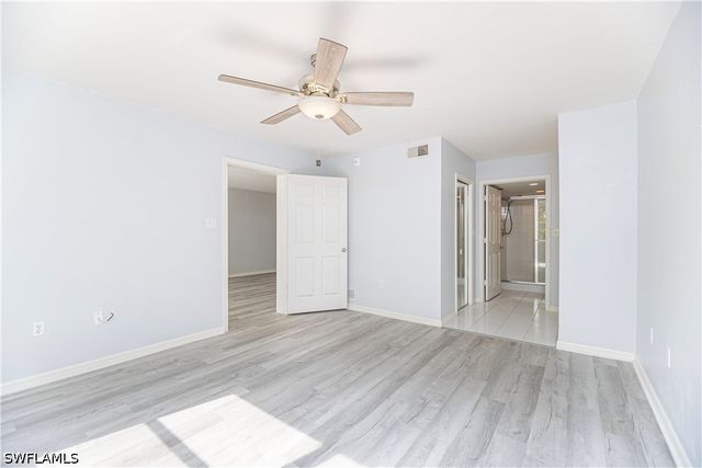 290 Naples Cove DR 2204, Naples, FL 34110