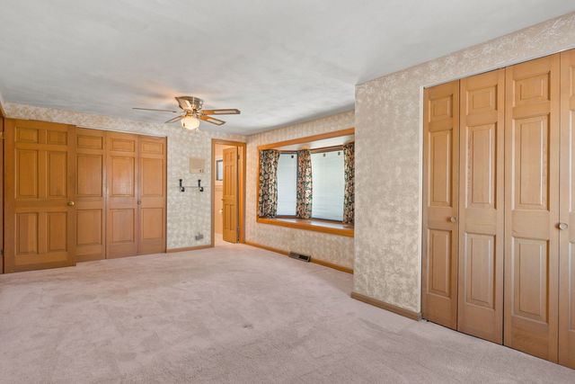 2850 Volquardsen Avenue, Davenport, IA 52804