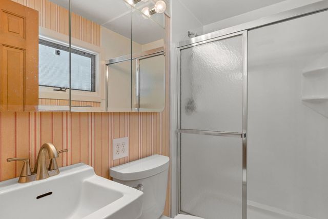 2850 Volquardsen Avenue, Davenport, IA 52804