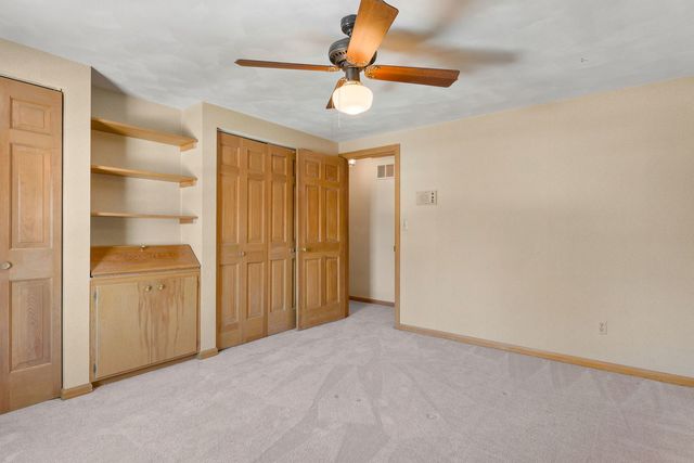 2850 Volquardsen Avenue, Davenport, IA 52804