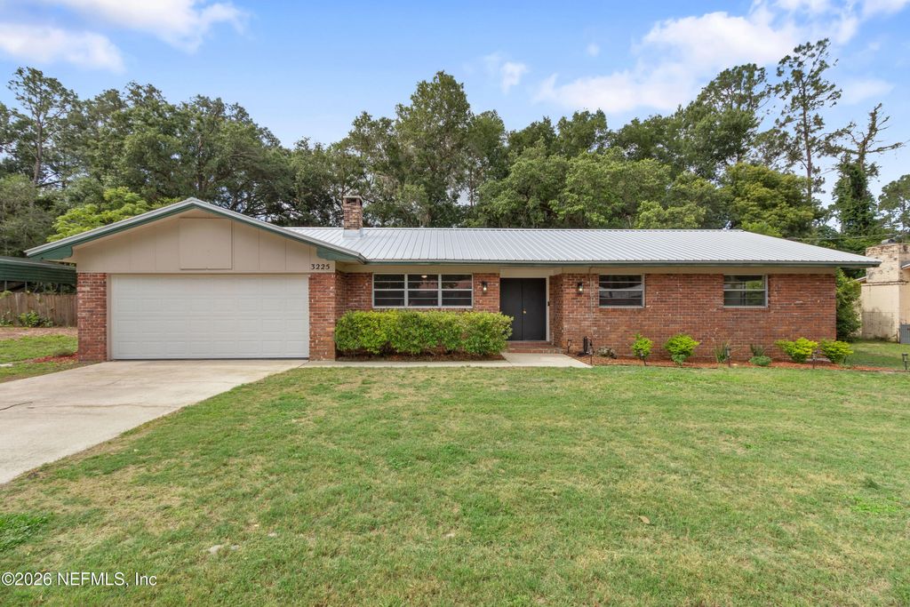 3225 BLAIR Drive, Palatka, FL 32177