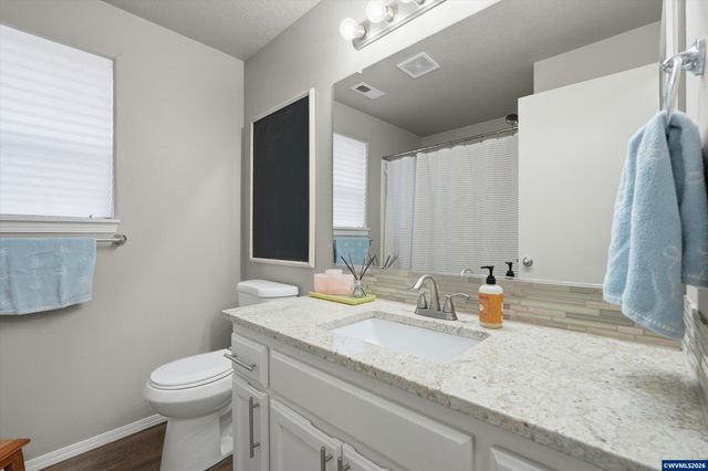 3422 NE Harvest Dr Dr, Mcminnville, OR 97128