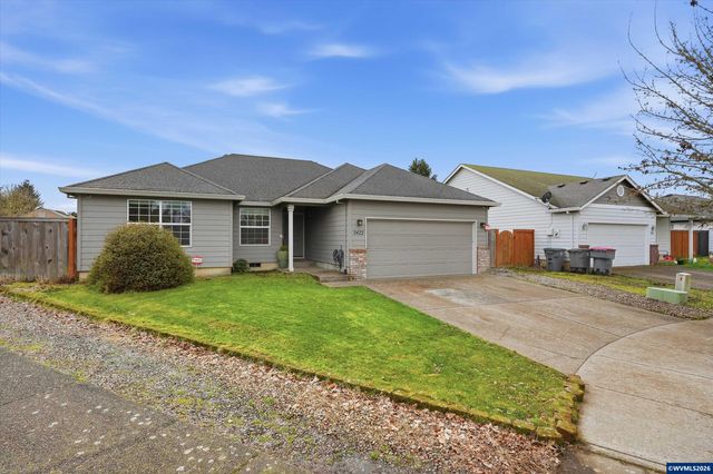 3422 NE Harvest Dr Dr, Mcminnville, OR 97128