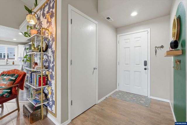 3422 NE Harvest Dr Dr, Mcminnville, OR 97128