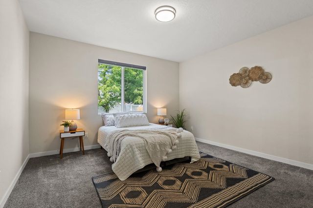 111 N Herald Rd, Spokane Valley, WA 99206