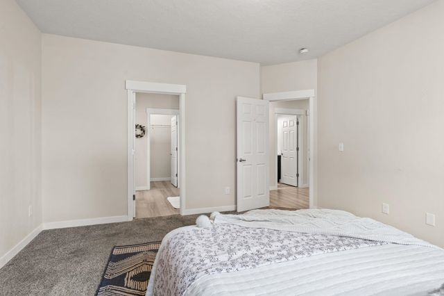 111 N Herald Rd, Spokane Valley, WA 99206