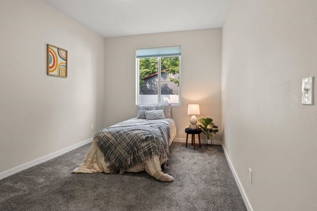111 N Herald Rd, Spokane Valley, WA 99206