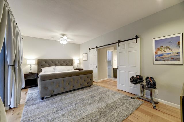 1735 Spyglass DR 117, Austin, TX 78746