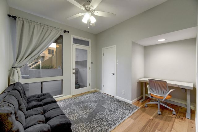 1735 Spyglass DR 117, Austin, TX 78746