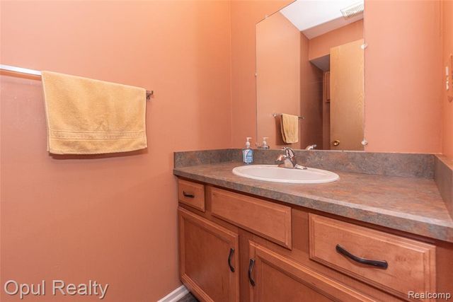 29560 Clarita Street, Livonia, MI 48152