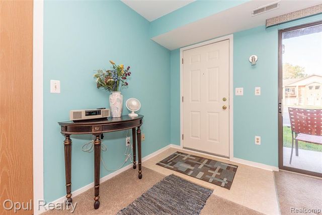 29560 Clarita Street, Livonia, MI 48152