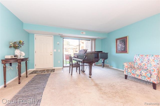 29560 Clarita Street, Livonia, MI 48152