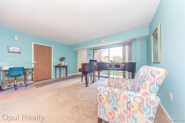 29560 Clarita Street, Livonia, MI 48152