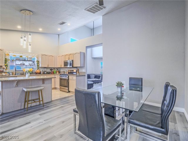 3509 Golden Sage Drive, North Las Vegas, NV 89032