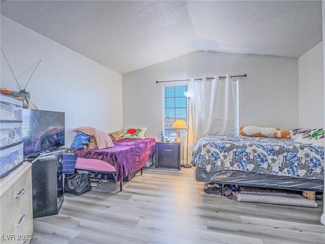 3509 Golden Sage Drive, North Las Vegas, NV 89032