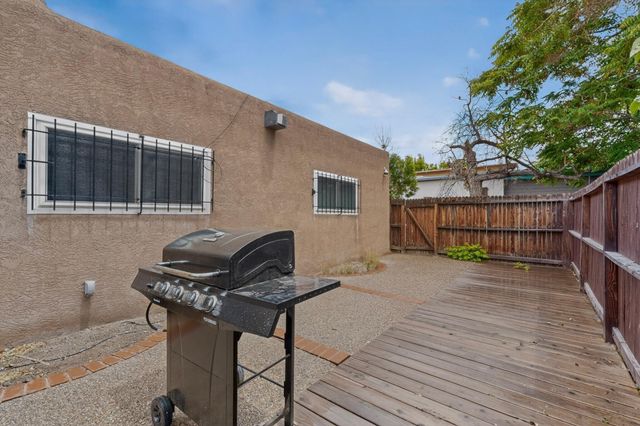 1410 Silver Avenue SW, Albuquerque, NM 87104