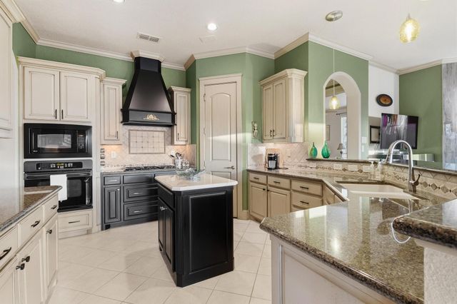 2001 Augusta Court, Desoto, TX 75115