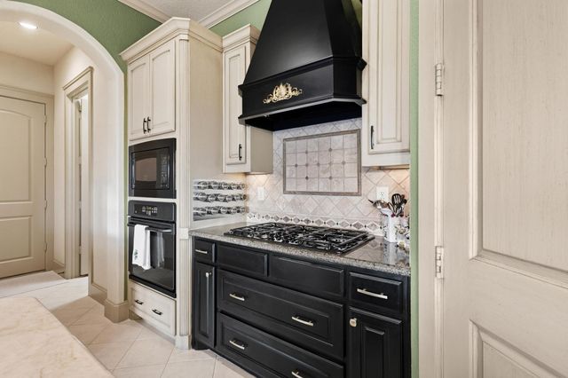 2001 Augusta Court, Desoto, TX 75115