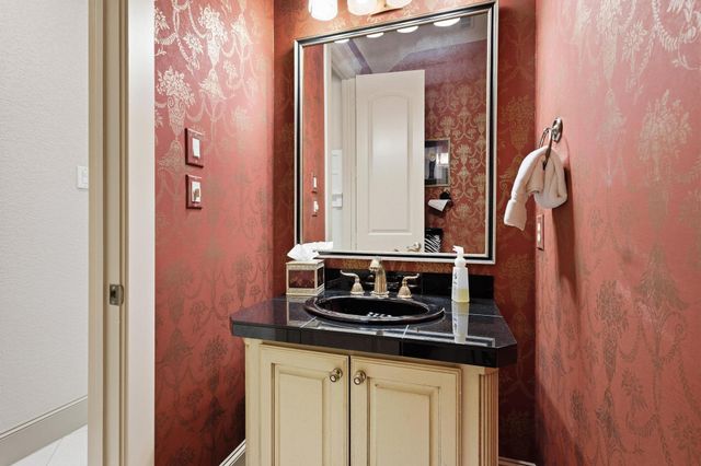 2001 Augusta Court, Desoto, TX 75115