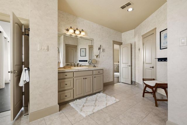 2001 Augusta Court, Desoto, TX 75115