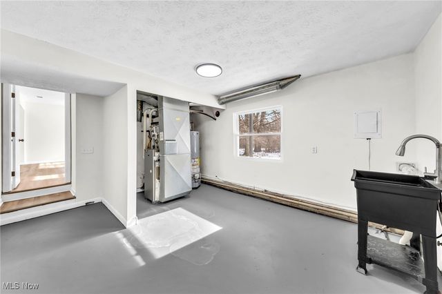 2928 Pressler Road, Uniontown, OH 44685