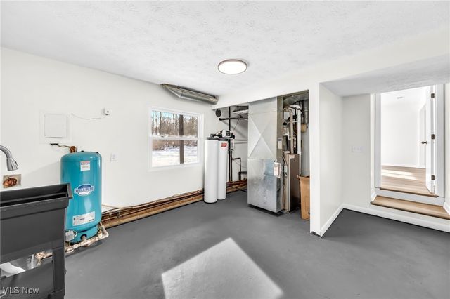 2928 Pressler Road, Uniontown, OH 44685