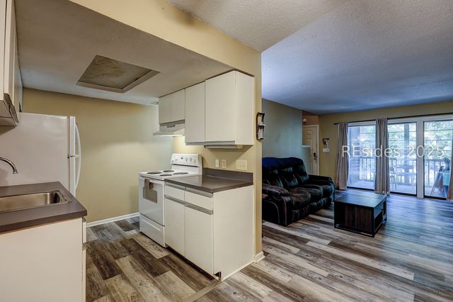 14 Three Mast Lane 14, Hilton Head Island, SC 29928