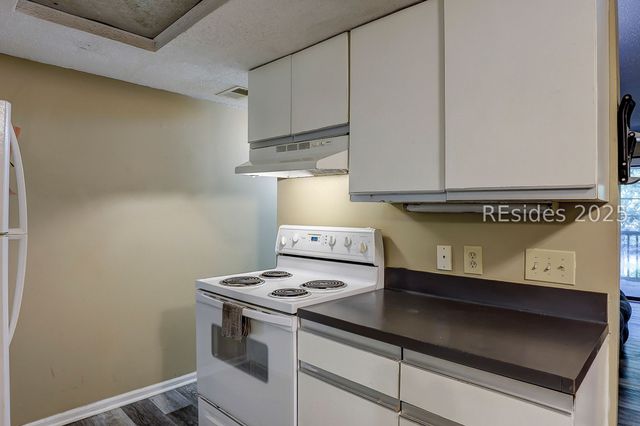 14 Three Mast Lane 14, Hilton Head Island, SC 29928