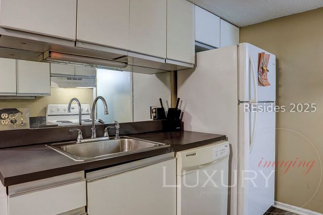 14 Three Mast Lane 14, Hilton Head Island, SC 29928