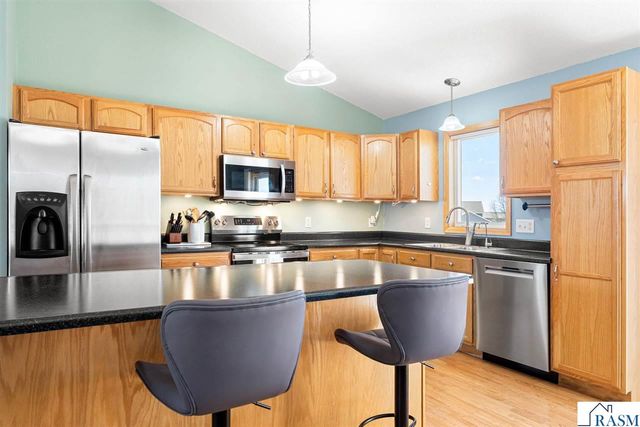 604 St Andrews Drive, Mankato, MN 56001