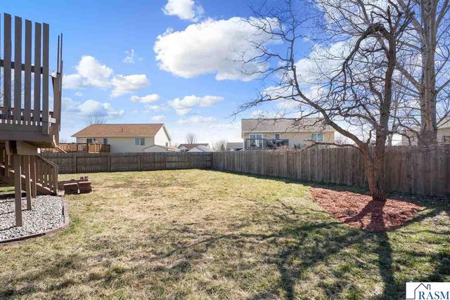 604 St Andrews Drive, Mankato, MN 56001